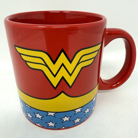Wonder Woman Logo Silver Buffalo Coffee Mug DC Comics Wrap Around Stars Cup Tea - Picture 1 of 6